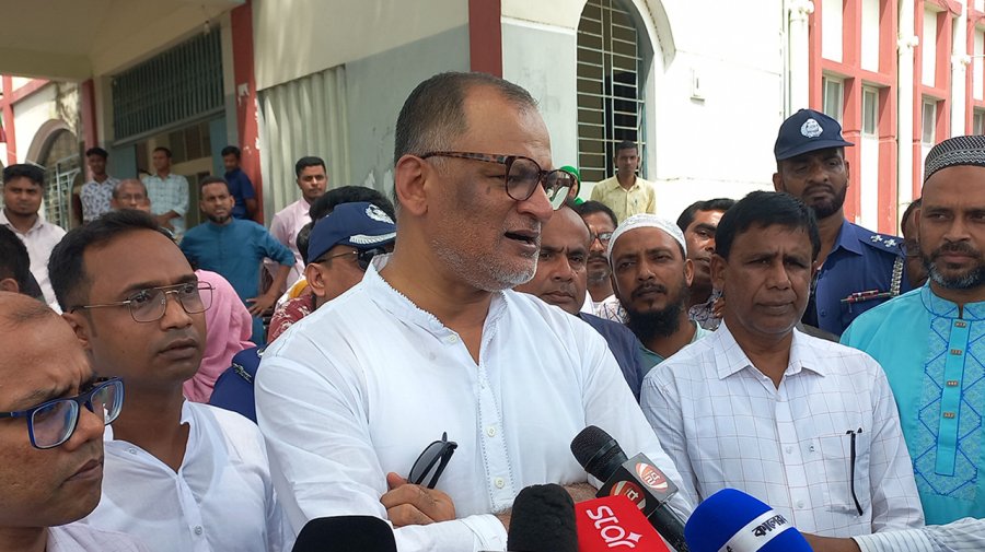 আলু রফতানির চেষ্টা করছে সরকার: বাণিজ্য উপদেষ্টা